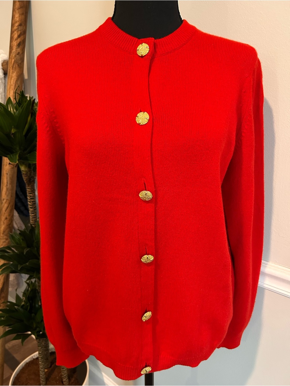 Vintage Ballantyne Bright Red Knit Cardigan with Gold Buttons Made 4 Bullocks S
